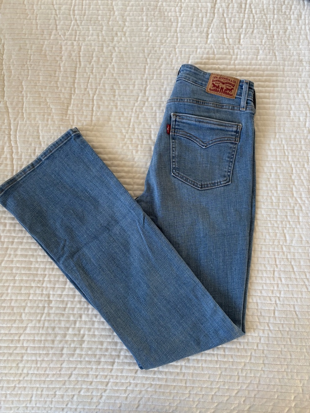Levi's 725 High Rise Bootcut Women’s Jeans - S 27 32" Inseam